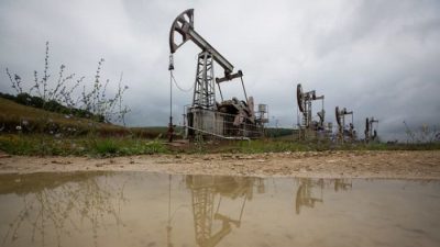 Stabilising the oil market