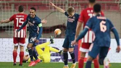 Odegaard strikes as Arsenal earn 3-1 win at Olympiakos