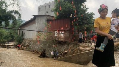 PM requests efforts to deal with floods in northern mountainous region