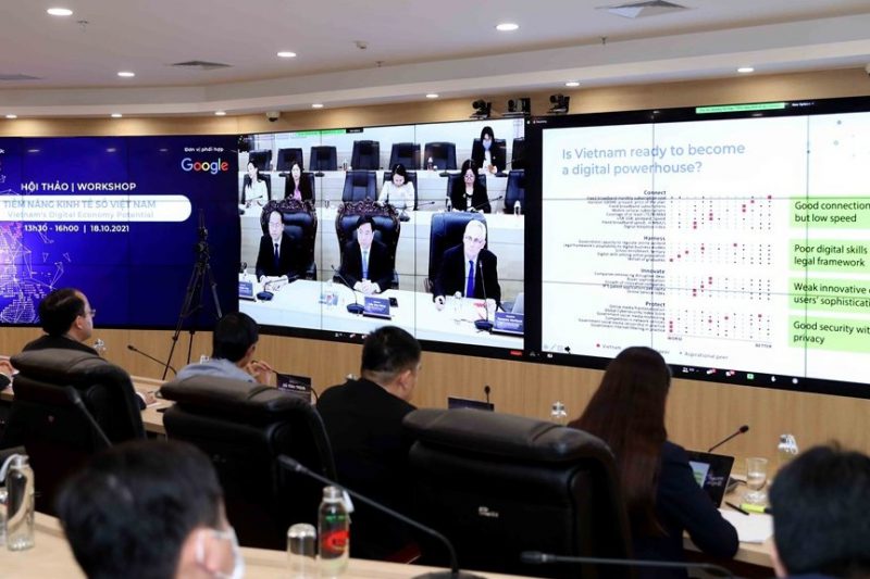 Digital technology projected to earn US$74 billion for Vietnam by 2030: Seminar