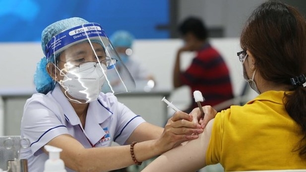 ho-chi-minh-city-aims-to-complete-injection-of-covid-19-booster-doses-within-next-january.jpg