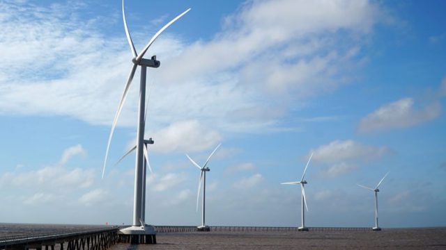 5-7-trillion-vnd-wind-power-plant-inaugurated-in-soc-trang.jpg