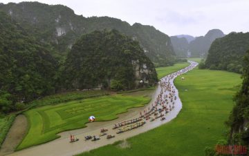 The Golden Colour of Tam Coc – Trang An tourism week opens in Ninh Binh