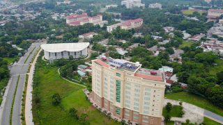 Vietnamese universities partner with US aid agency in education reform